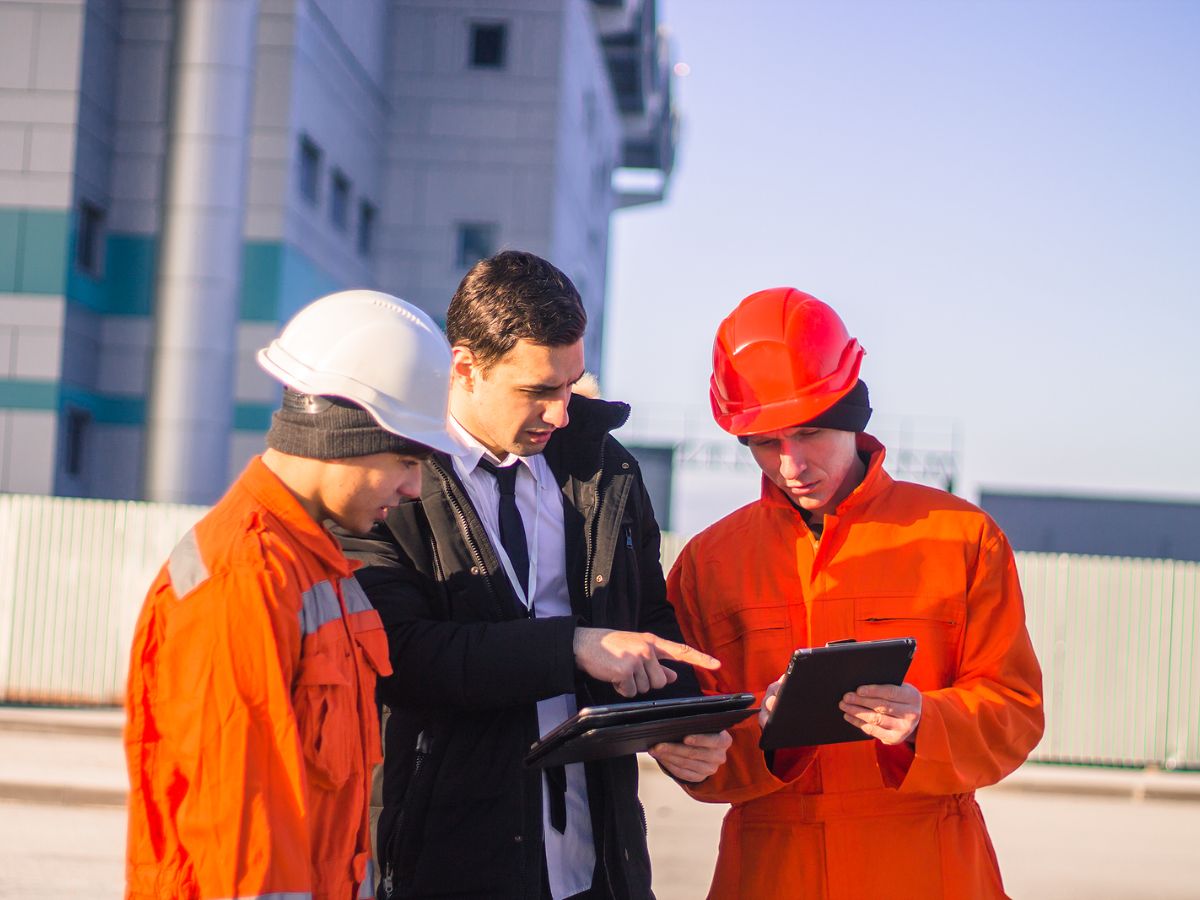 Why Large Field Service Businesses Struggle Without Management Tools